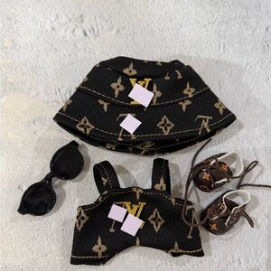 Labubu 4 piece outfit jumper bucket hat shoes sunglasses